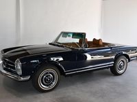 Gebraucht Mercedes 230 150 PS (110 kW) 1964 Blau Cabrio