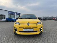 Neu Renault 5 E-Tech Urban 89 kW (122 PS) 2026 Gelb Limousine