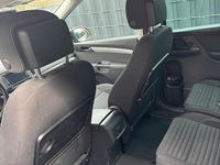 Second-hand VW Sharan 140 CP (102 kW) 2014 Negru Monovolum
