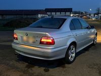 Gebraucht BMW 525 163 PS (119 kW) 2002 Silber Limousine