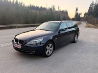 Gebraucht BMW 525 Advantage 197 PS (144 kW) 2007 Blau Kombi