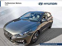 Gebraucht Hyundai i30 120 PS (88 kW) 2022 Amazon grey metallic Kleinwagen