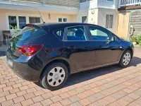Gebraucht Opel Astra Edition 116 PS (85 kW) 2010 Schwarz Limousine