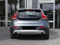 Gebraucht Volvo V40 150 PS (110 kW) 2017 Osmium grey metallic Kleinwagen