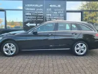 Gebraucht Mercedes C220 Avantgarde 194 PS (142 kW) 2021 Schwarz Limousine