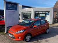 Gebraucht Ford Fiesta 95 PS (69 kW) 2012 Rot Limousine