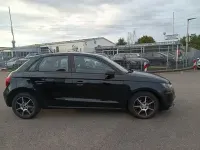 Gebraucht Audi A1 Sportback Attraction 86 PS (63 kW) 2013 Schwarz Kleinwagen