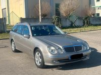 Gebraucht Mercedes E320 Avantgarde 204 PS (150 kW) 2004 Grau Kombi