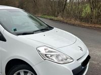 Gebraucht Renault Clio IV Collection 75 PS (55 kW) 2013 Weiß Limousine