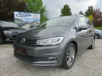 Gebraucht VW Touran Pro 150 PS (110 kW) 2018 Grau Van / Kleinbus