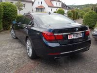 Gebraucht BMW 750 Performance 449 PS (330 kW) 2014 Blau Limousine