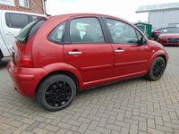 Gebraucht Citroën C3 Exclusive 88 PS (64 kW) 2004 Rot Kleinwagen