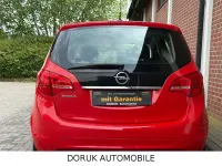 Gebraucht Opel Meriva Edition 101 PS (74 kW) 2013 Rot Van / Kleinbus