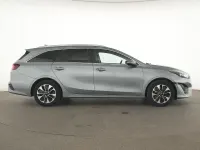 Gebraucht Kia Ceed Sportswagon Vision 141 PS (103 kW) 2022 Lunarsilber Kombi