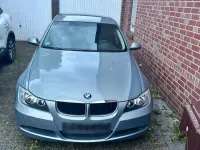 Gebraucht BMW 318 129 PS (94 kW) 2005 Blau Limousine