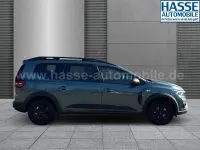 Usata Dacia Jogger Extreme 141 CV (103 kW) 2024 Verde Monovolume