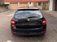 Gebraucht Skoda Rapid Ambition 105 PS (77 kW) 2014 Schwarz Kleinwagen