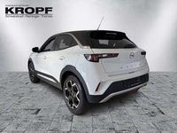 Gebraucht Opel Mokka-e Ultimate 100 kW (136 PS) 2023 Jade weiss/arktis weiss SUV