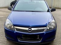 Gebraucht Opel Astra Edition 90 PS (66 kW) 2009 Blau Limousine