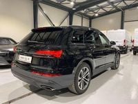 Gebraucht Audi Q7 340 PS (250 kW) 2024 Schwarz SUV