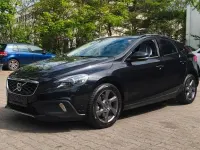 Gebraucht Volvo V40 CC You! 150 PS (110 kW) 2015 Schwarz Kombi