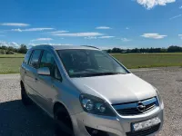 Gebraucht Opel Zafira 140 PS (102 kW) 2011 Silber Van / Kleinbus