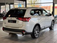 Gebraucht Mitsubishi Outlander Edition 150 PS (110 kW) 2018 Weiß SUV