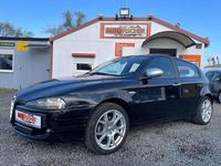 Gebraucht Alfa Romeo 147 105 PS (77 kW) 2010 Nero carbone/1000 miglia Kleinwagen