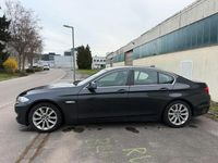 Second-hand BMW 525 204 CP (150 kW) 2013 Albastru Berlinǎ