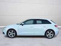 Gebraucht Audi A3 Sport 116 PS (85 kW) 2018 Weiß Limousine