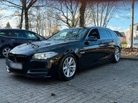 Gebraucht BMW 520 190 PS (139 kW) 2015 Schwarz Kombi
