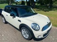 Gebraucht Mini Cooper 122 PS (89 kW) 2013 Weiß Kleinwagen