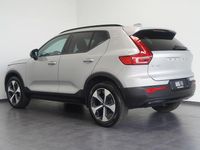 Usado Volvo XC40 Plus 197 HP (144 kW) 2024 Prateado SUV