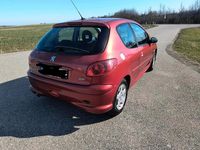 Gebraucht Peugeot 206 60 PS (44 kW) 2008 Rot Kleinwagen