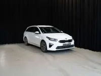 Gebraucht Kia Ceed Spirit 136 PS (100 kW) 2019 (wd) cararraweiss Kleinwagen