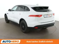 Gebraucht Jaguar F-Pace Prestige 163 PS (119 kW) 2018 Weiß SUV
