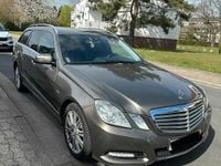 Gebraucht Mercedes E350 265 PS (194 kW) 2011 Grau Kombi