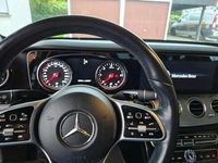 Gebraucht Mercedes E220 Exclusive 194 PS (142 kW) 2018 Blau Limousine