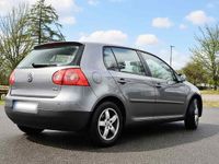 Gebraucht VW Golf V 90 PS (66 kW) 2007 Grau Limousine