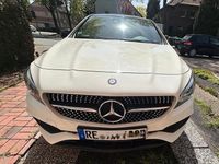 Gebraucht Mercedes CLA220 Shooting Brake 177 PS (130 kW) 2016 Weiß Kombi