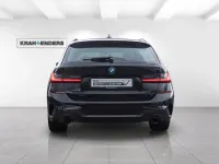 Gebraucht BMW 330 Shadowline 343 PS (252 kW) 2022 Black sapphire metallic (schwarz) Kombi