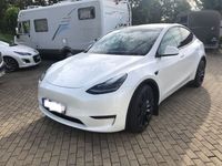 gebraucht Tesla Model Y Performance White/Black+Trailer hitch AHK