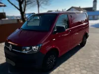Gebraucht VW Transporter 102 PS (75 kW) 2018 Rot Van