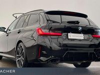 Gebraucht BMW 340 374 PS (275 kW) 2024 Saphirschwarz metallic Kombi