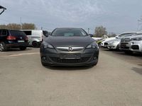 Gebraucht Opel Astra Innovation 140 PS (102 kW) 2012 Plat.anthr./rogrey/0j:silbergr Coupé