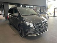Gebraucht Mercedes V300 Style 237 PS (174 kW) 2026 Graphitgrau Van / Kleinbus