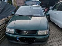 Gebraucht VW Polo 50 PS (36 kW) 1999 Grün Kleinwagen