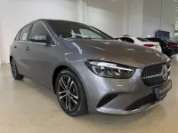 Gebraucht Mercedes B180 Progressive 136 PS (100 kW) 2024 Metalliclack mountaingrau Kleinwagen