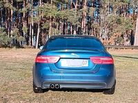 Gebraucht Jaguar XE R 180 PS (132 kW) 2015 Blau Limousine