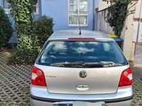 Gebraucht VW Polo Basis 54 PS (39 kW) 2003 Silber Limousine
